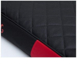 Pelíšek pro psa Victoria - červený a černá matrace